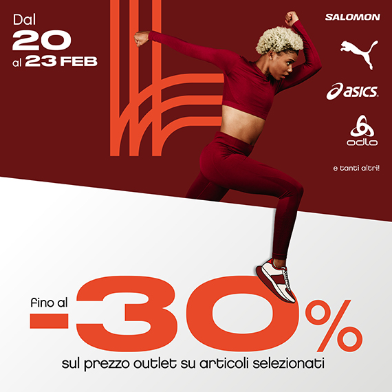 Girl running with -30% discount